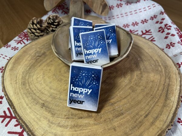 "happy new year" Seifenschachterl